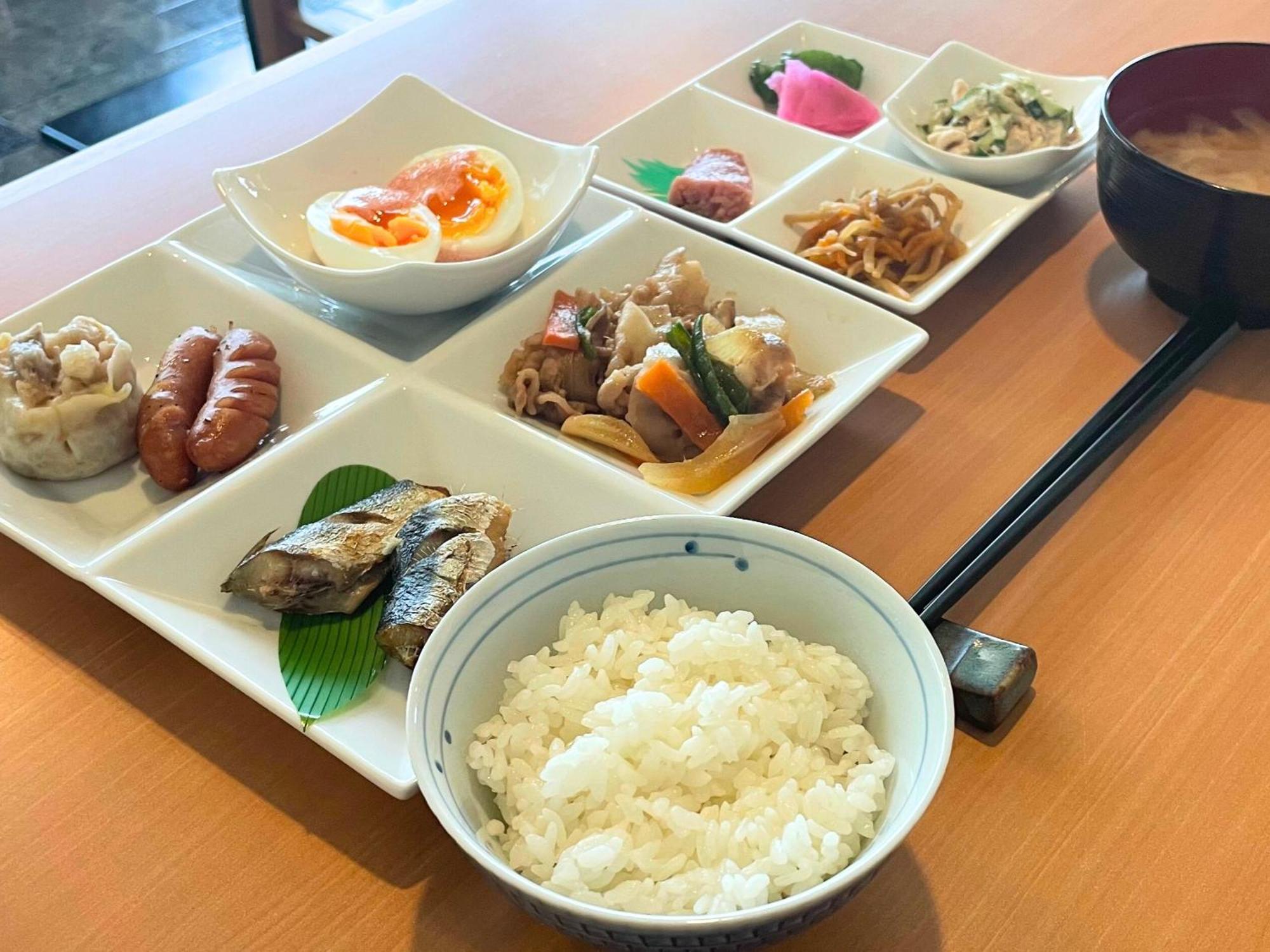 Business Hotel Ekimae Hakodate Eksteriør billede